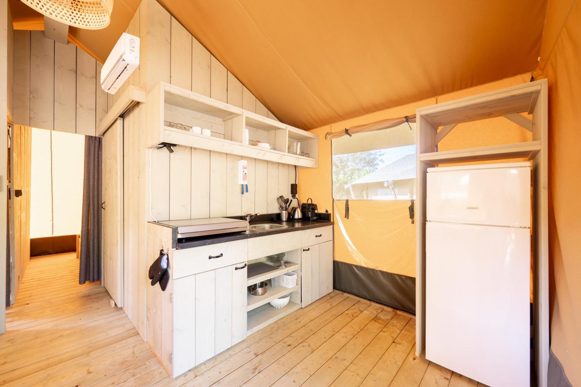 Hotel Glamping Twente Denekamp Exterior foto